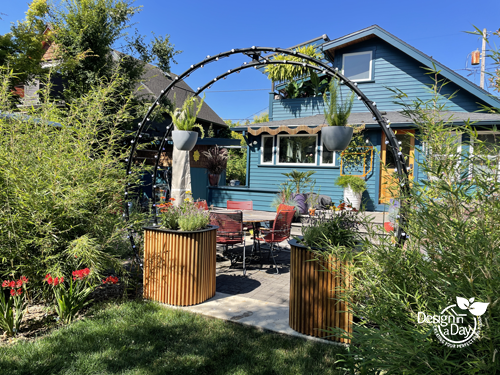 Lush plantings create back yard privacy in Concordia neighborhood of N Portland
